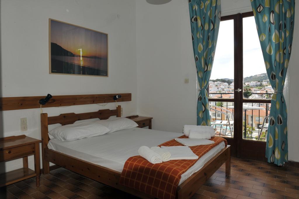 Pension Margarita Skiathos Exterior foto